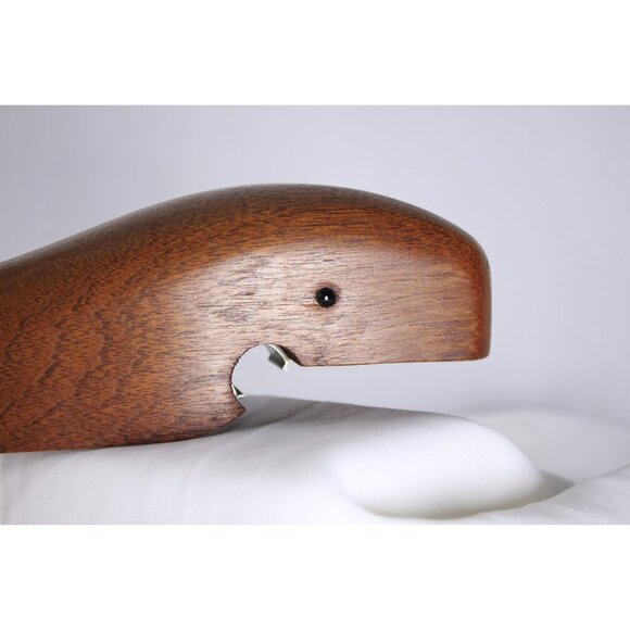 Large teak whale bottle opener, mid century modern bar wares, nautical home - Picture 9 of 10